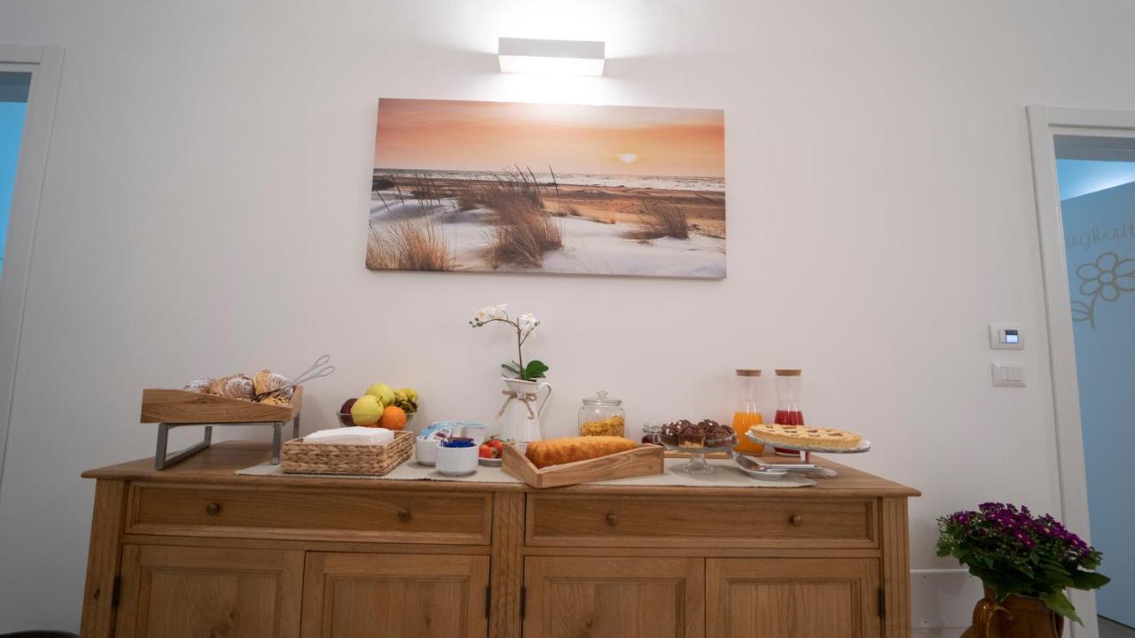 Dimora Fantasia Charme B&B Bari Exterior foto